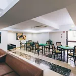 拉加马德拉穆图酒店