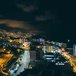 拉加马德拉穆图酒店 4*